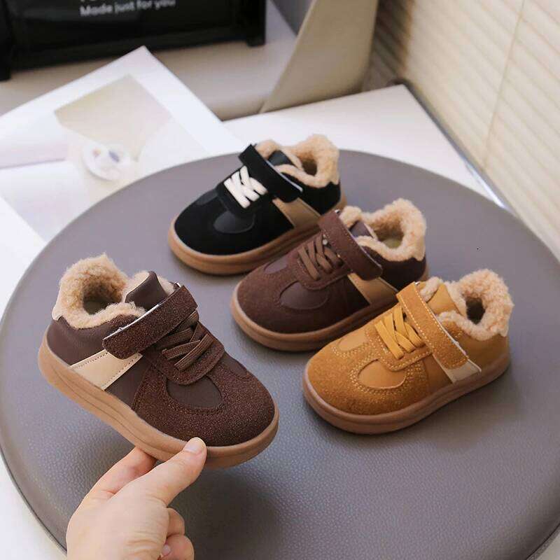 Children's Velvet Board 2025 Autumn/Winter New Style Boys' Casual Girls' Fashion Lamb Wool Cotton Shoes 22-31 Y260128