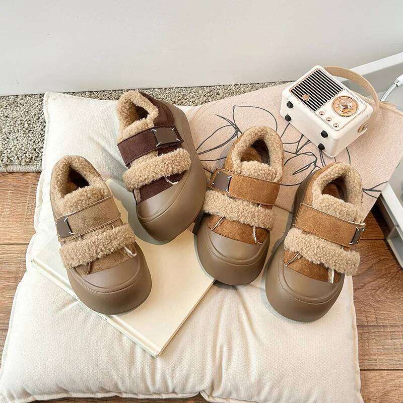 Kids'Casual Solid Color Lambswool Fashion Winter Flat Bottom Shoes For Children Warm Anti-slip Black Yellow Size 26-36 Y260128