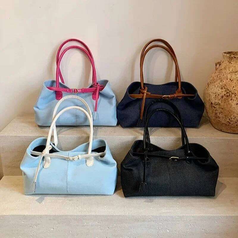 Simple Casual Large Capacity 2025 High Quality Fashionable Versatile Commuting Handbag Single Armpit Shoulder Bag for Women