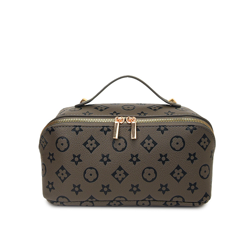 2026 new PU cosmetic bag women's large-capacity waterproof and portable going out travel partition washing cosmetics storage bag