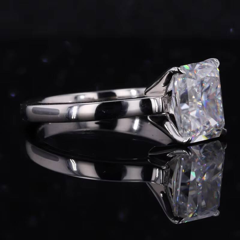 Best Quality Radiant Crushed Iced Moissanite Engagement 925 Silver Rings Jewelry