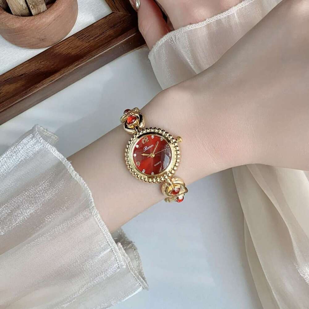 With Box small Dial Dainty Women's Thin Design Gold Strap Digital Face Bracelet Watch Vintage Free gift