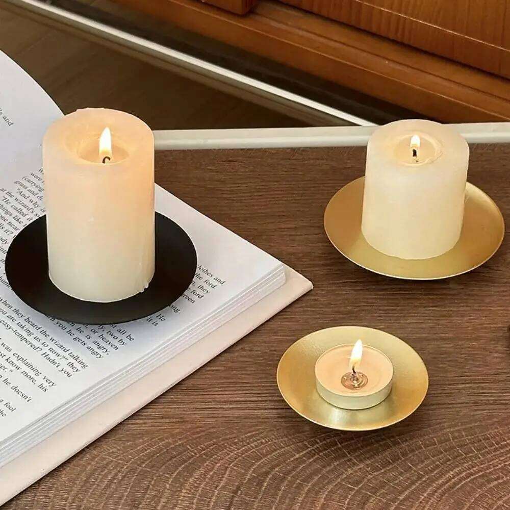 1/2pc Iron Candle Holder Vintage Pillar Metal Plate Candlestick Stand For Wedding Party Festival Romantic Tabletop Decor Gifts Y260131