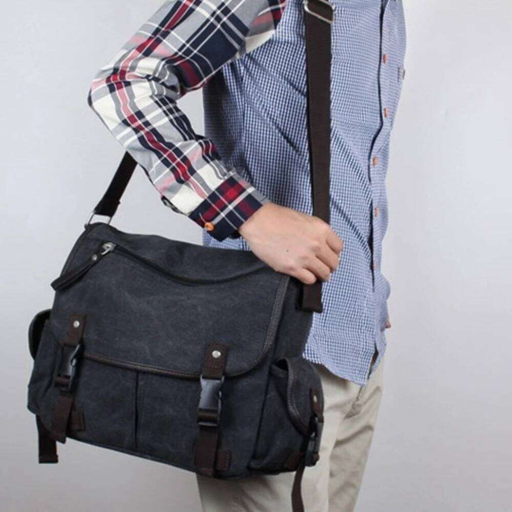 Classic Men Shoulder New Canvas Messenger Outdoor Leisure Travel Multi Pockets Satchel Handbags Men's Designer Bag