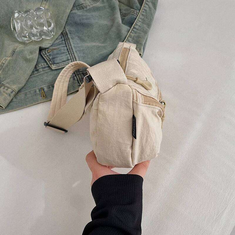 Small handbag, fashionable, lightweight, and stylish single shoulder bag, Korean version casual cloth bag