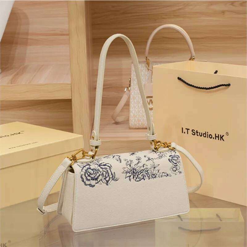Women's handbag, underarm women's 2024 new summer high-end designer bag, embroidered single shoulder crossbody bag