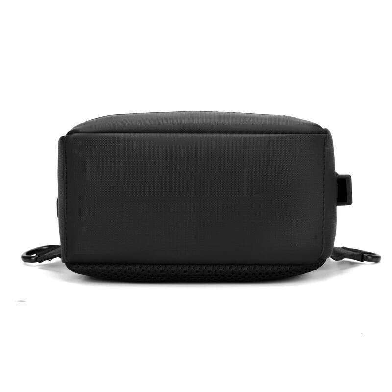 Simple and casual men's shoulder trendy single-shoulder crossbody student travel bag, lightweight diagonal backpack, m