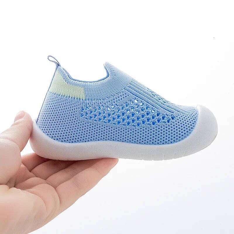 Spring Popular New Baby Shoes Mesh Knit Breathable Kid Girls Boys 0-3T Summer Slip-On Casual Sneakers Toddler Non-Skid Prewalker Y260128