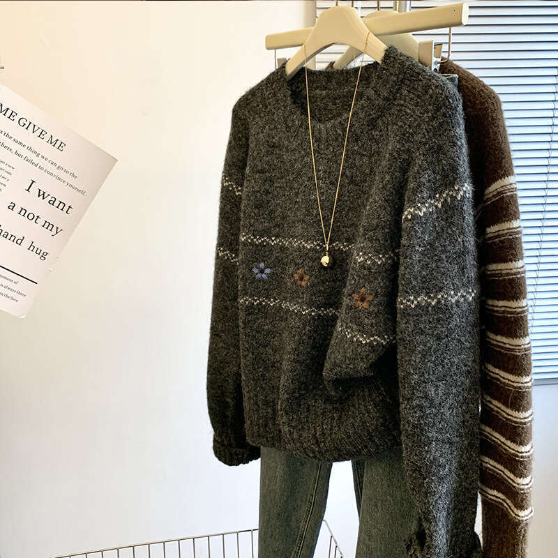 Cut Label Floral Embroidery Pullover Sweater Women's Autumn Winter Lazy Style Loose Knitted Top