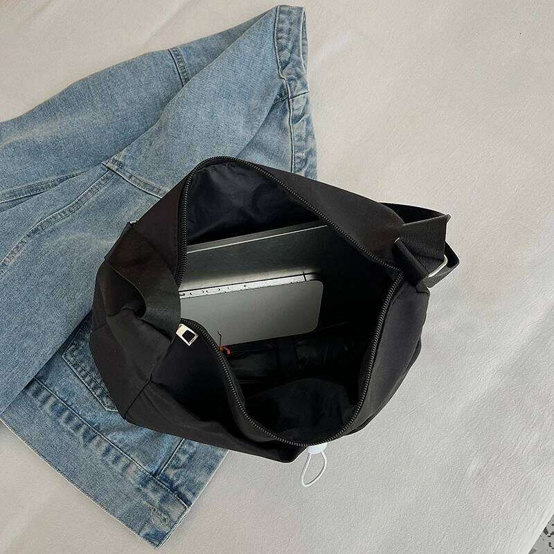 Japanese-style Harajuku version of the Korean-style cute and versatile college student schoolbag. Trendy large-capacity canvas c