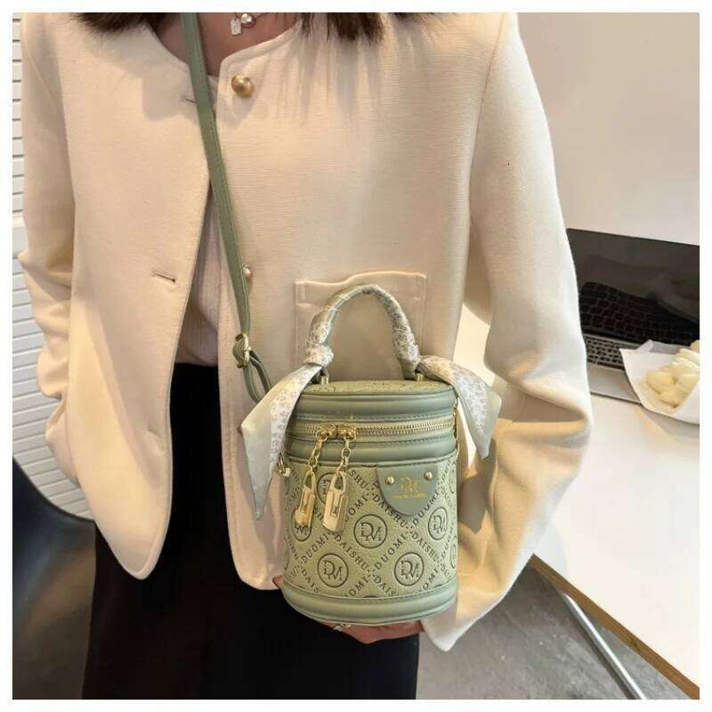 Women's New cylindrical Simple and versatile bucket crossbody bag Personalized fashion handbag