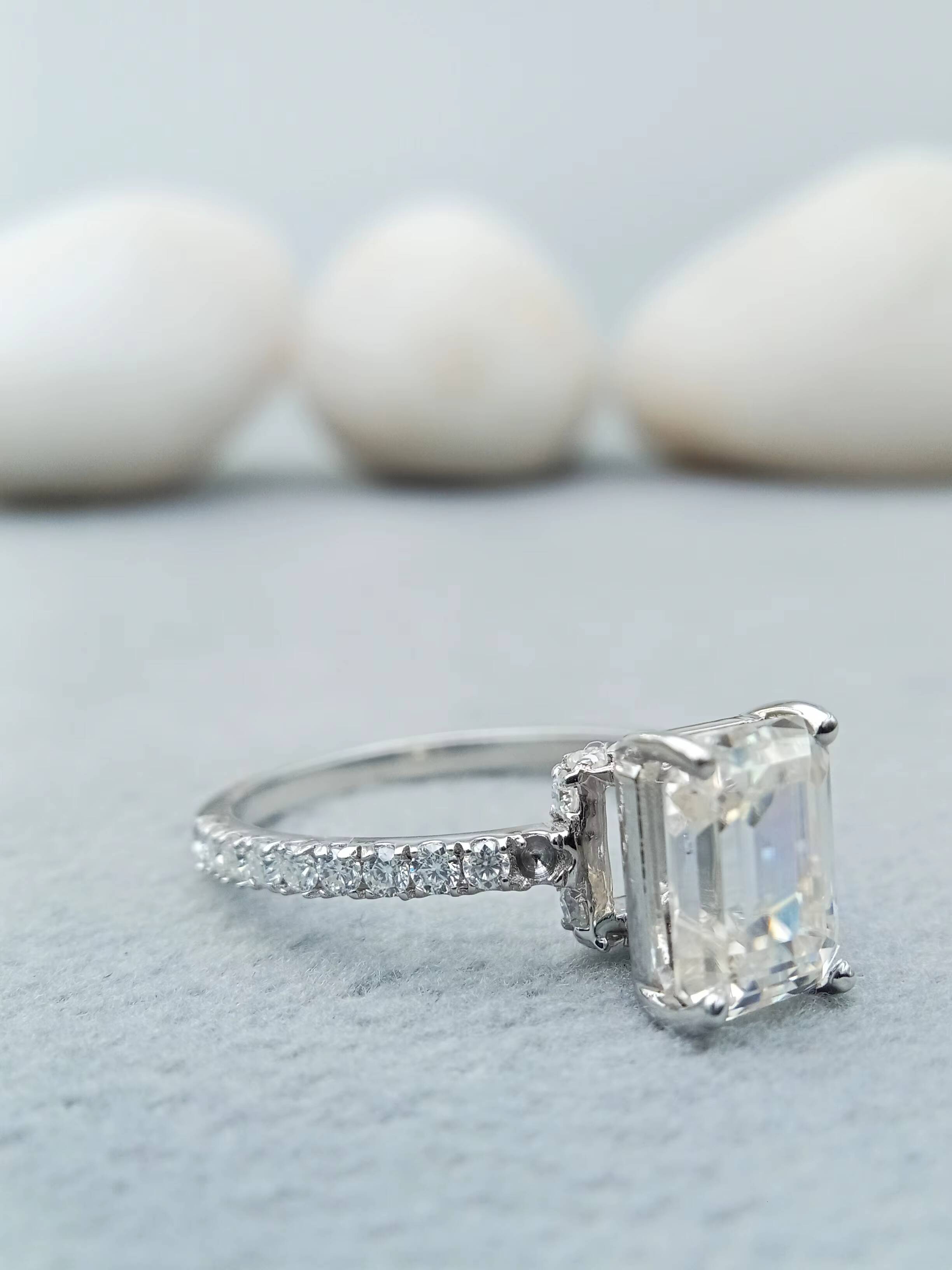 14K/18K White/Yellow Gold 20ct Brilliant Cut VVS Lab Grown Diamond Solitaire Engagement Wedding Ring IGI Certified Gold Plated