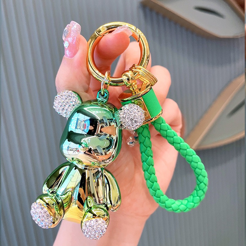 Designer Luxury Rhinestone Bear Keychain for Women, Electroplated Cute Bear Car Keyring Bag Charm, Ideal Birthday Gift 2026