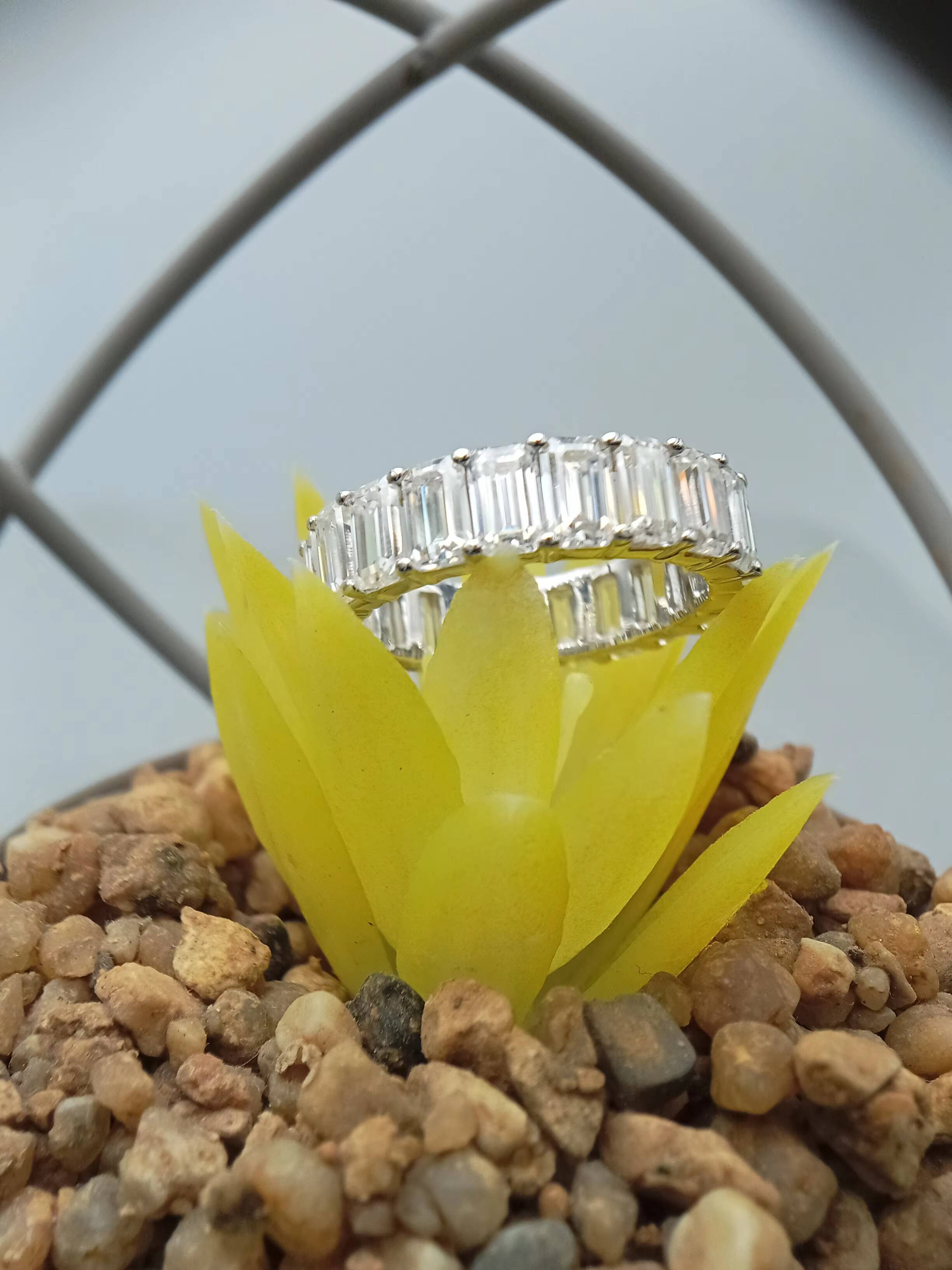 Engagement Classic Wedding Ring Unisex Fine Solitaire VVS Lab Grown 2ct Baguette Cut Diamond 14k/18k Gold Plated for IGI