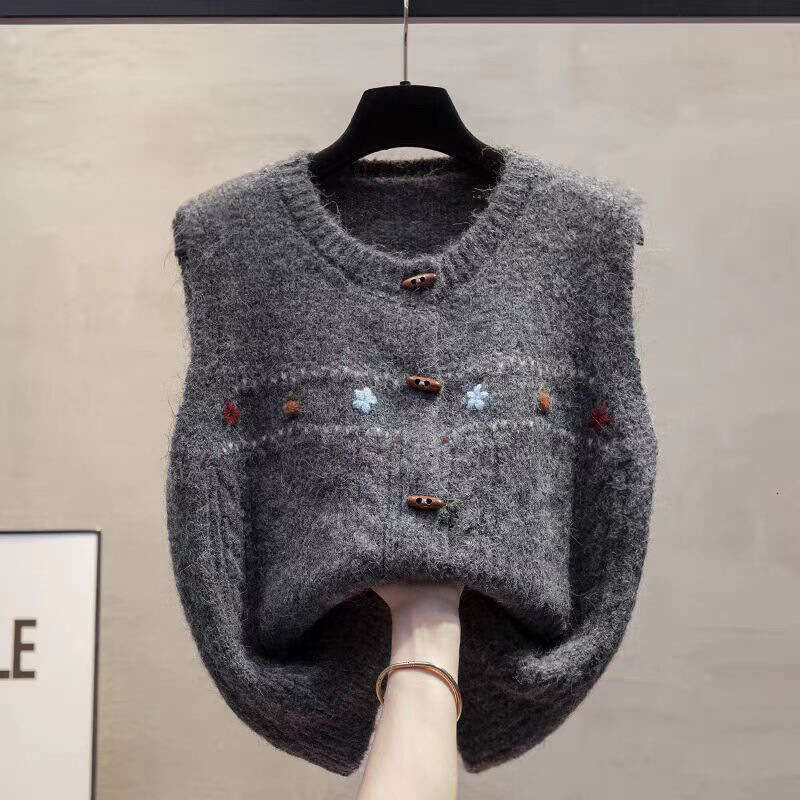 Vintage Knitted For Women Handmade Floral Sweater Round Neck Layered Sweet Jacquard Vest Versatile Trendy