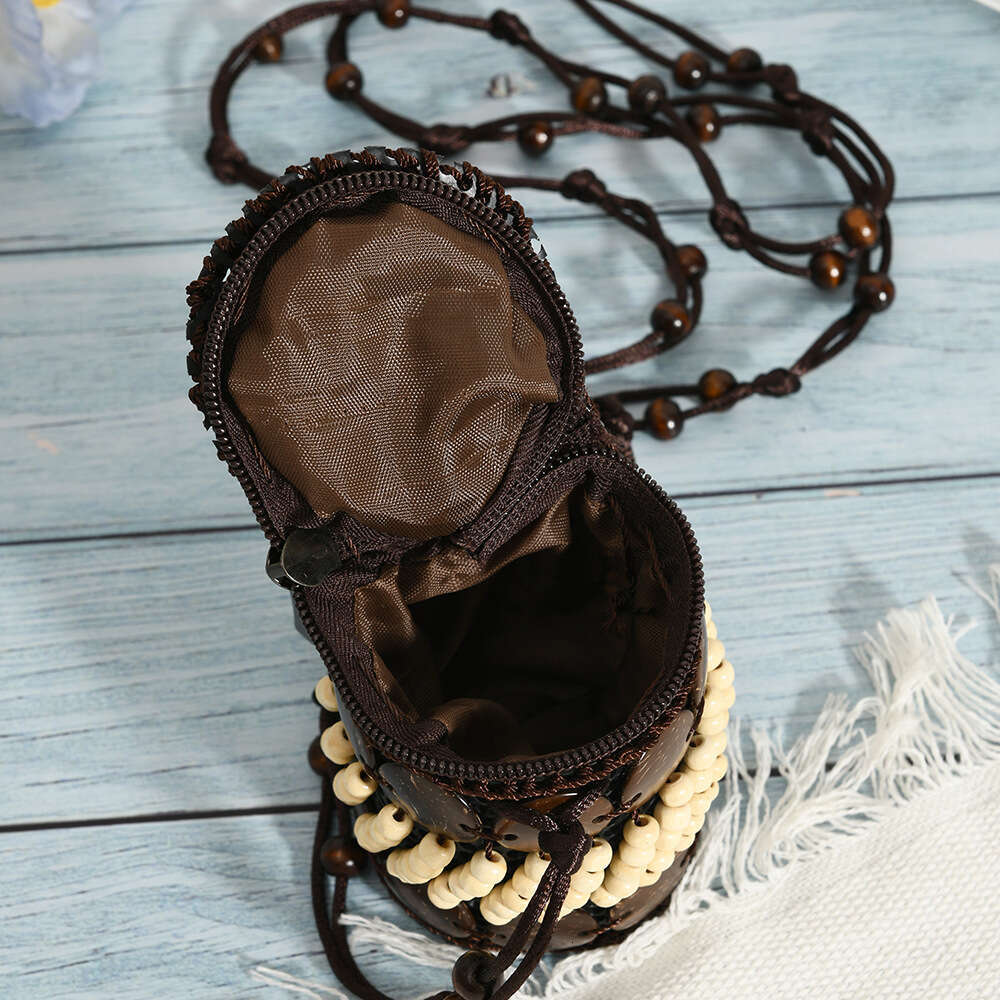 Women's Folk Small Wallet Crossbody Coconut Shell Beaded Woven Bag
