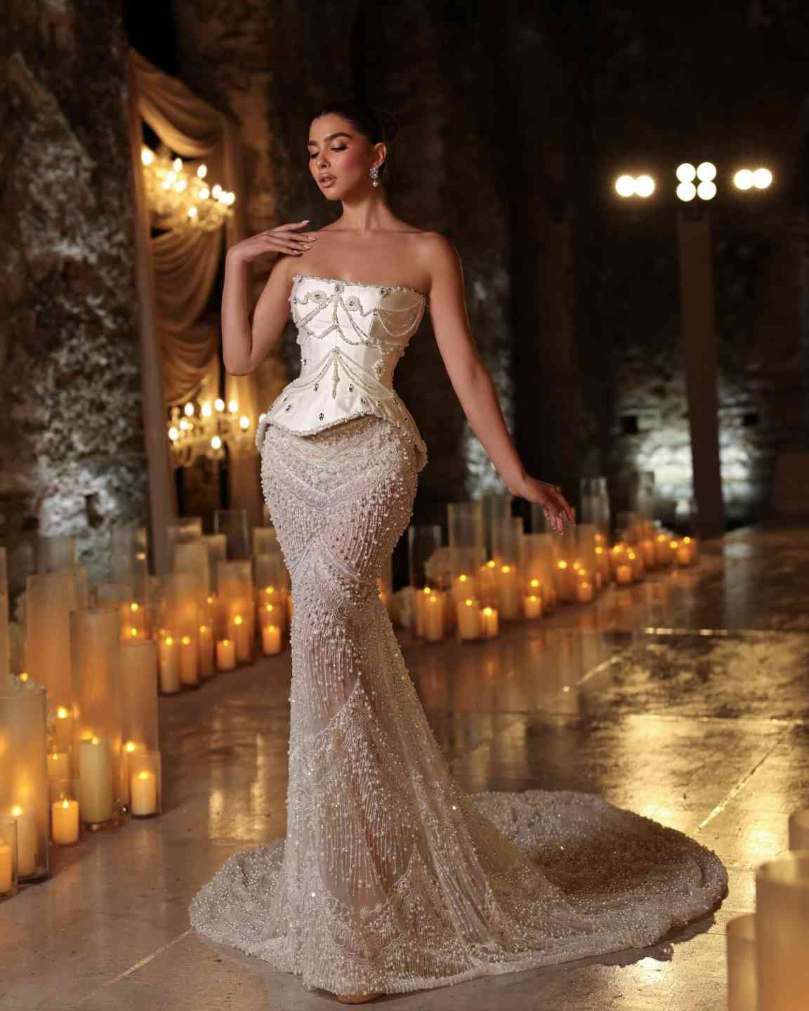 Elegant Strapless Crystal Wedding Dresses Fashion Sequined Beaded Bridal Dress Sweep Train Bride Gowns Customized