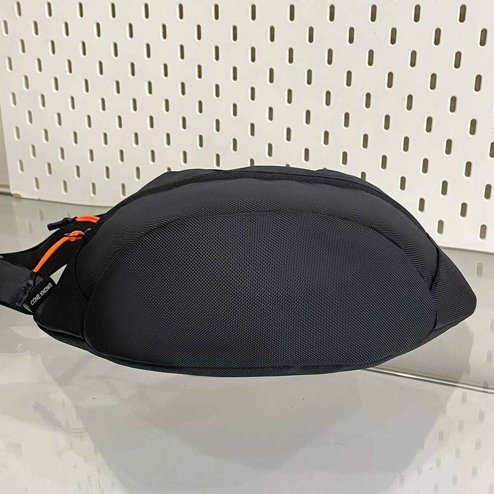 Japanese-style canvas versatile casual small 2025 new model student simple cross-body outdoor men's chest bag wais