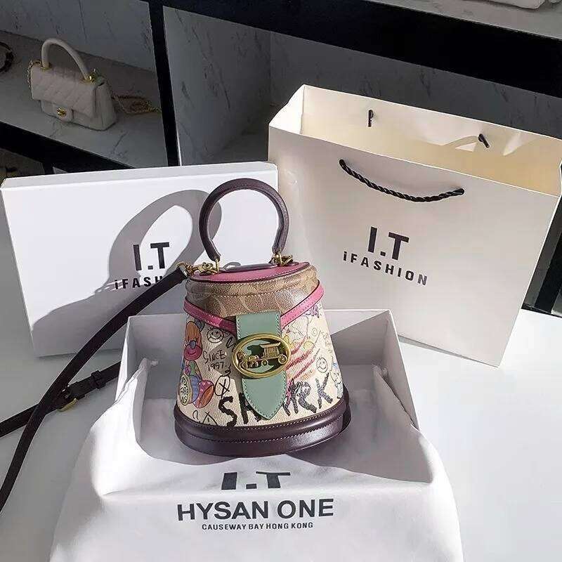 Women's handbag high-end designer single shoulder crossbody 2024 new light luxury contrasting color bucket bag