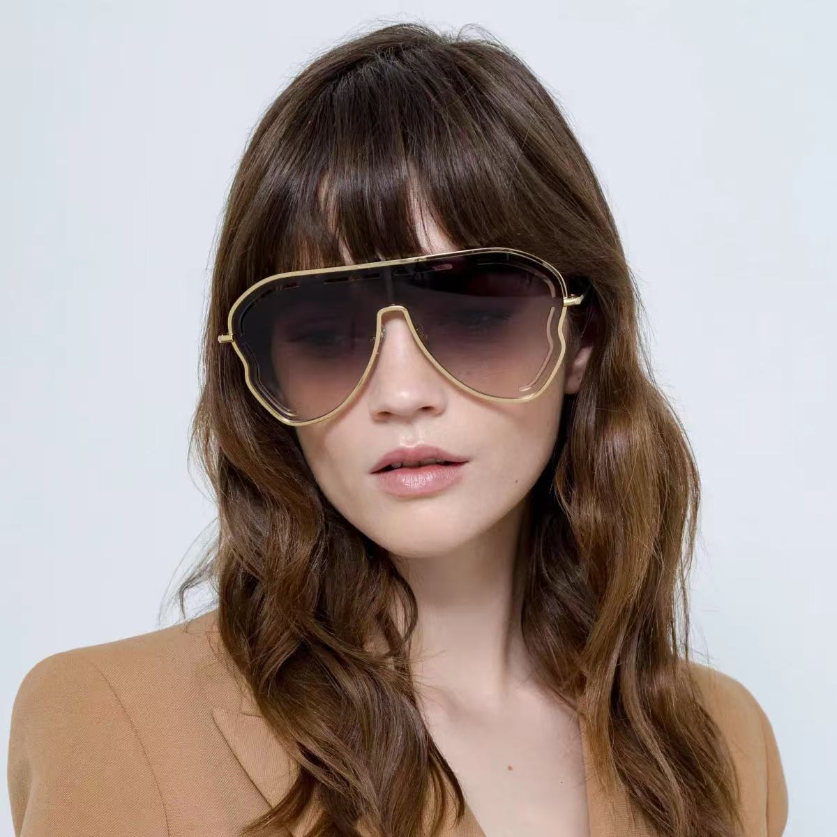 New Y2K Chic European And American Style One-Piece Large Frame Toad-Shaped Sunglasses Personality Outdoor Hollow Y2k Lenses