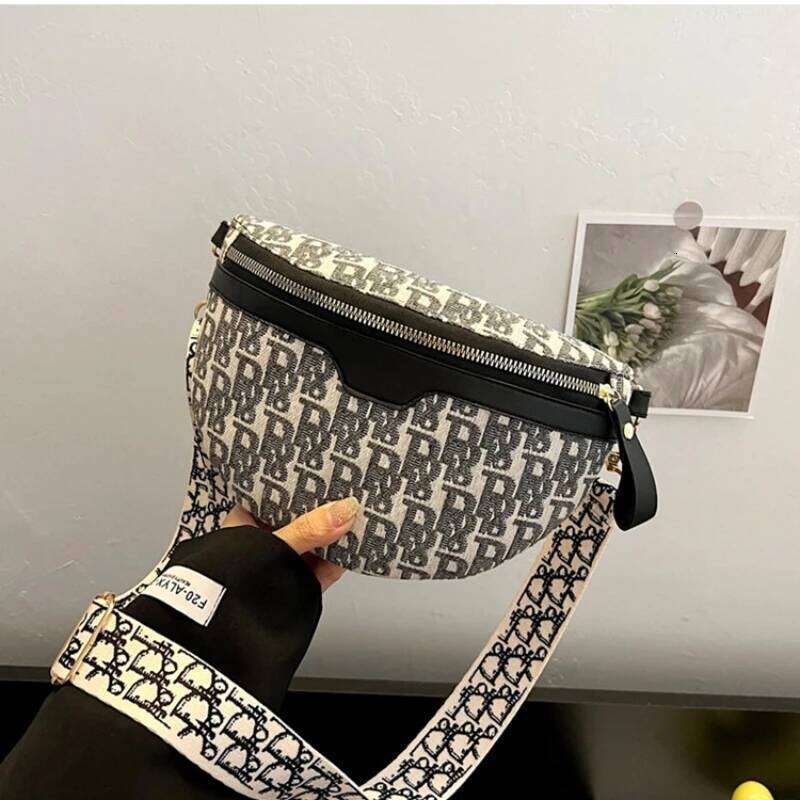 Letter Print Fashion Crossbody Round Mini Minimalist Waist Versatile Women's Shoulder Bag