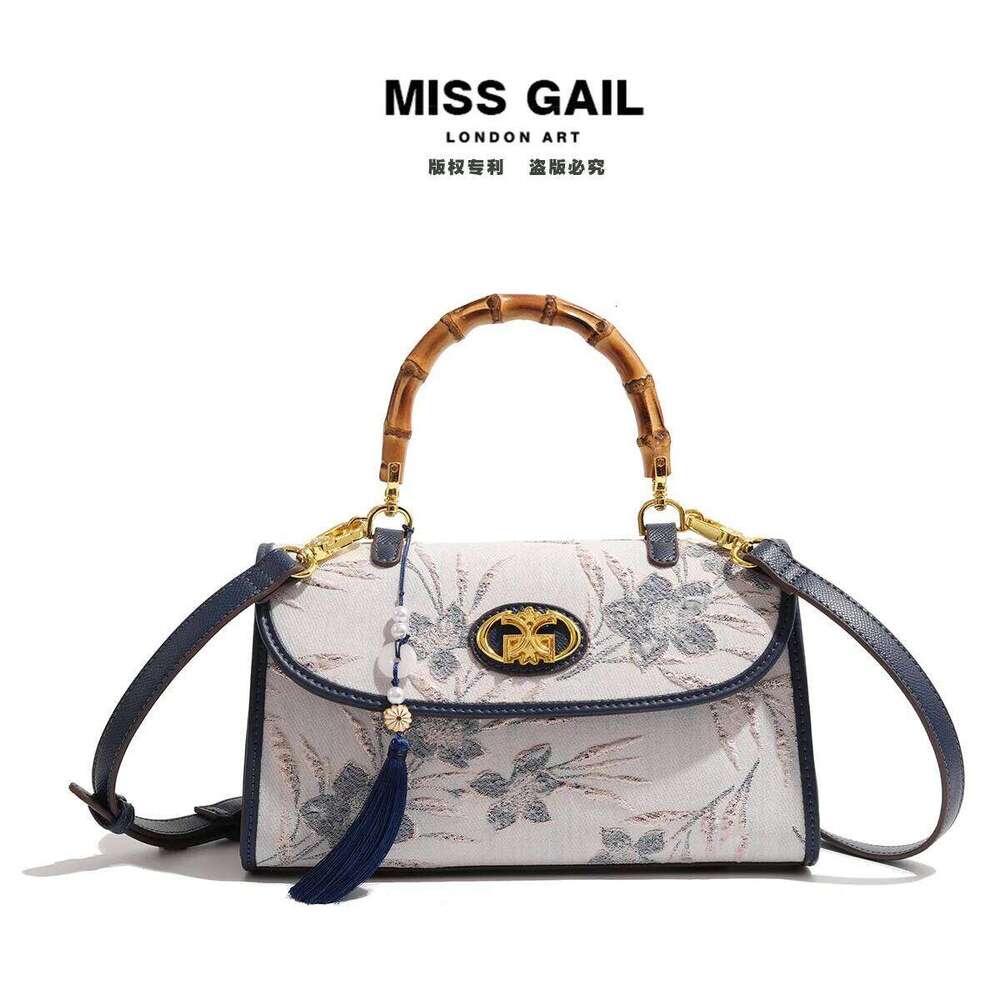 Women's handbag brand light luxury new Chinese style retro hand embroidered bag bamboo joint single shoulder crossbody