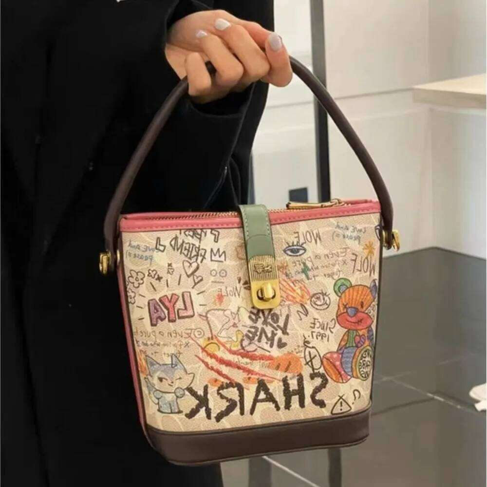 Women's handbag 2025 autumn/winter new designer high-end water bucket bag, fashionable and versatile single shoulder crossbody