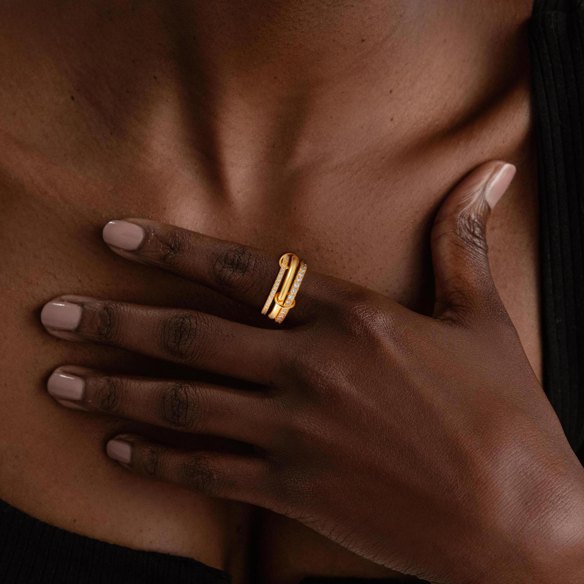 New Designer Fashion Women Ring Bowknot Ribbon Irregular Strip Cross Stackable Light Luxury Jewelry Accessories Rings Engagement