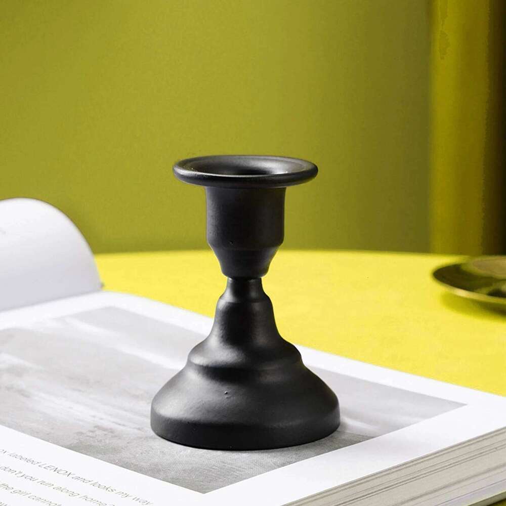 Vintage Metal Candle Holders Pillar Iron Art Candlestick For Wedding Living Room Desktop Party Decor Supplies Y260131