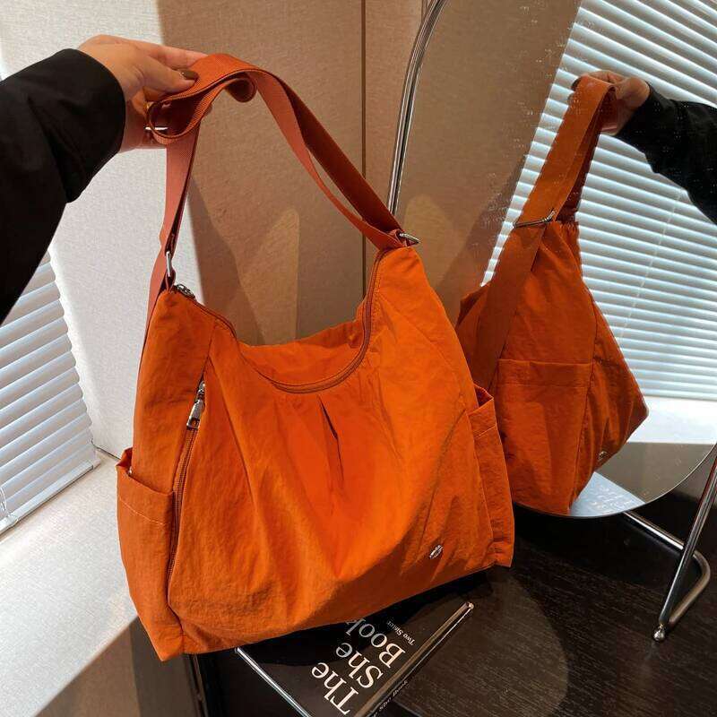 Minimalist and simple large capacity bag for women, 2025 new model, pure color, small crossbody bag, single shoulder s