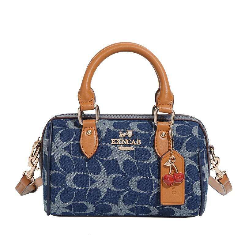 Brand Denim Handheld Pillow Women's 2025 New Style High end Designer Fashion Versatile Shoulder Crossbody Bag