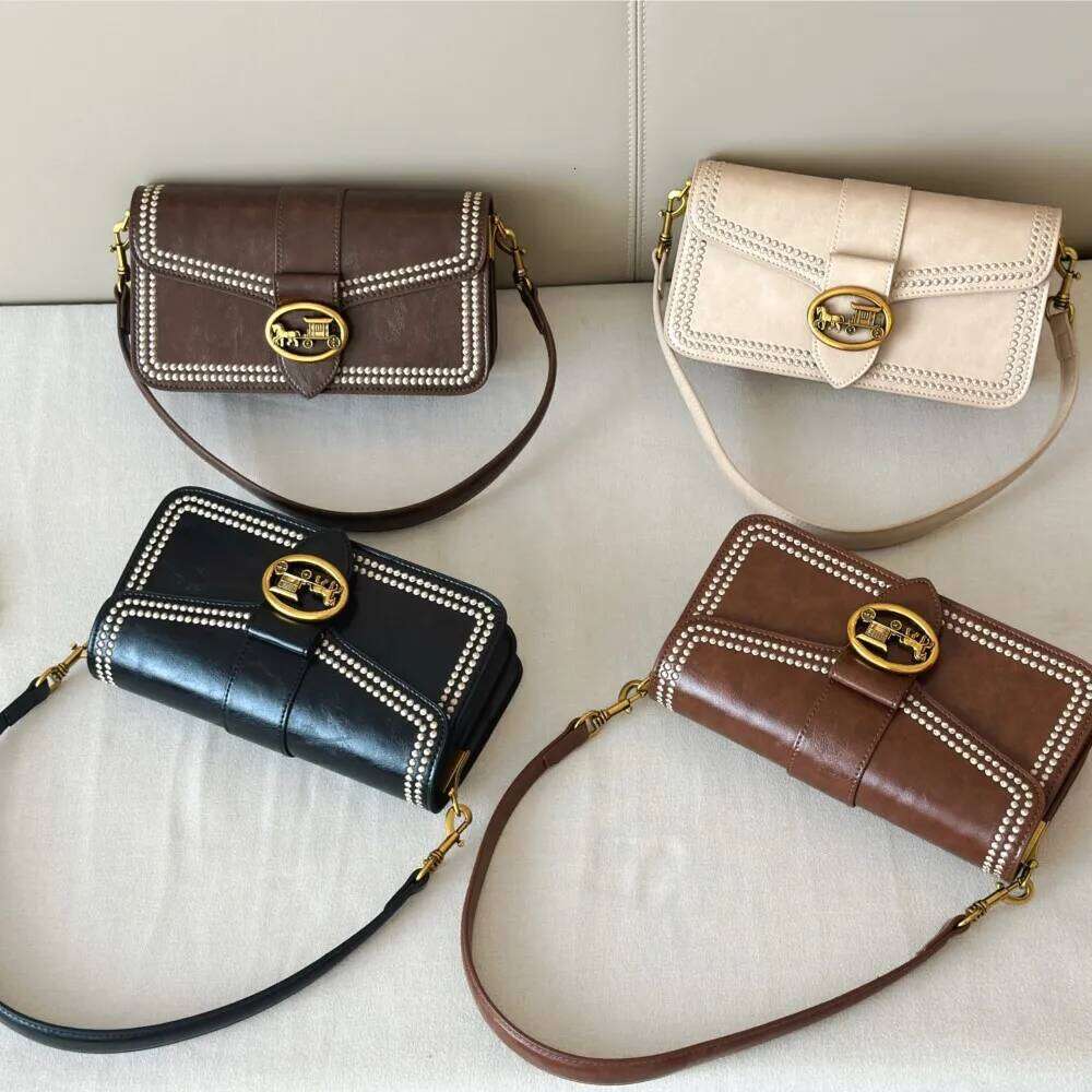 Brand retro baguette bag, women's 2025 new autumn and winter high-end fashion single shoulder crossbody small square bag