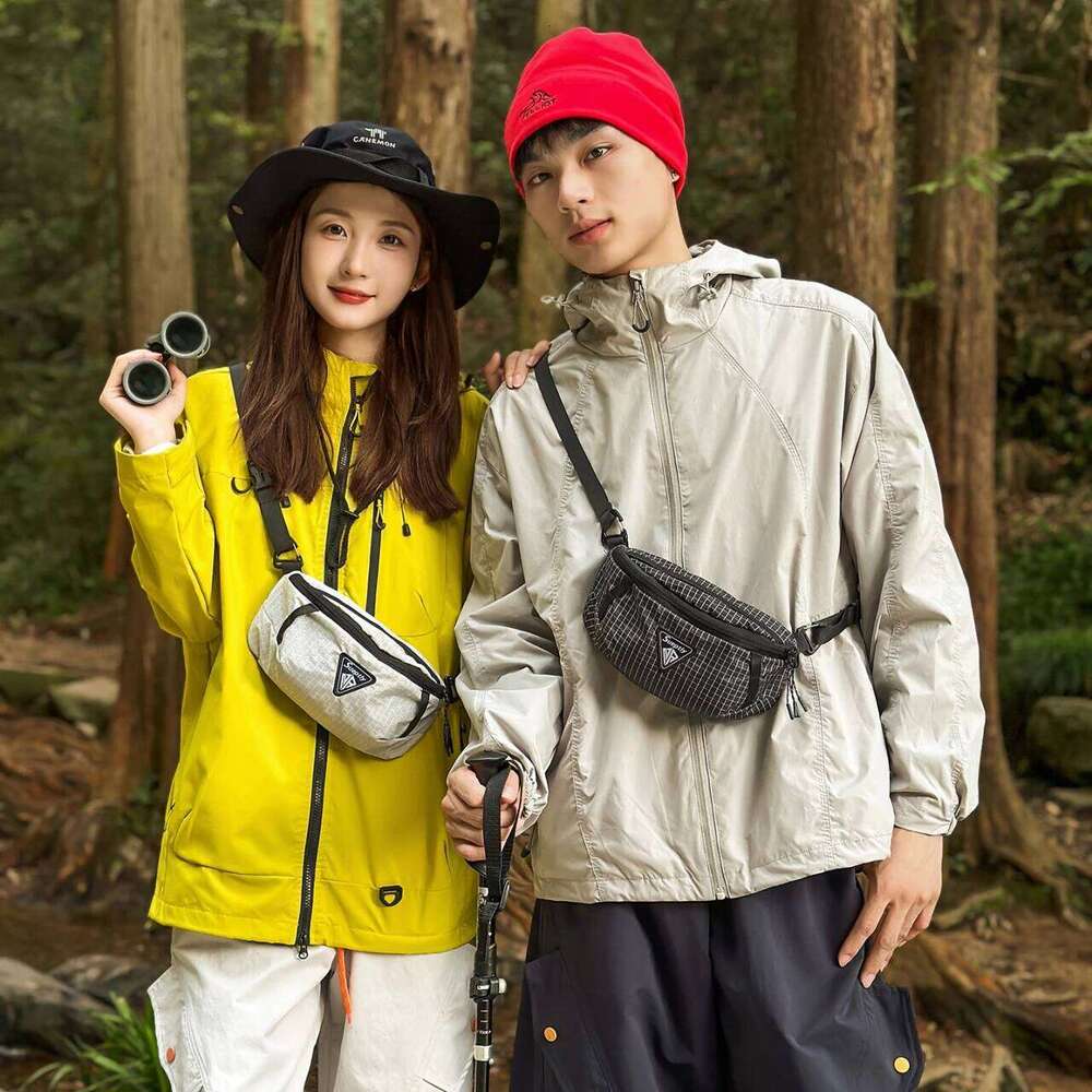 Outdoor backpack - Large capacity, lightweight, expandable chest bag. Suitable for both men and women. Includes hiking eq