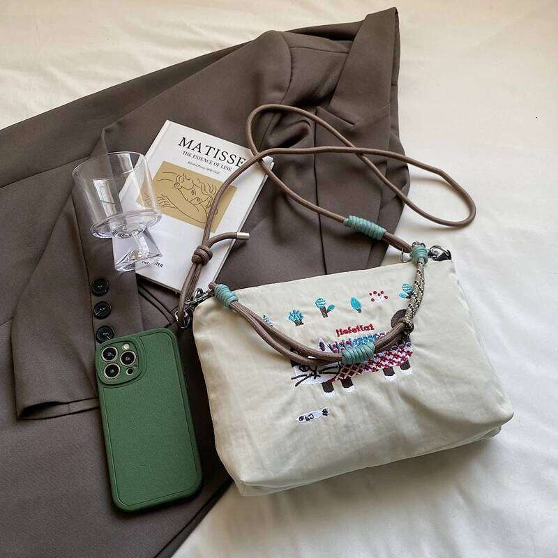 Large capacity spring and summer embroidered cat waterproof handbag, crossbody single shoulder shopping bag, cart