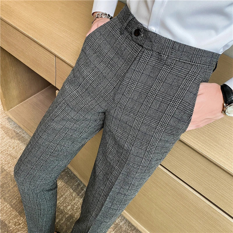 Spring and autumn checked trousers for men are trendy fashionable cool versatile as well business casual wear 260120