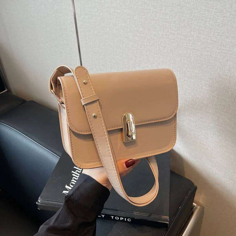 Retro women 2024 new autumn and winter trend Korean version of small square with a single shoulder oblique span bag XJ260131