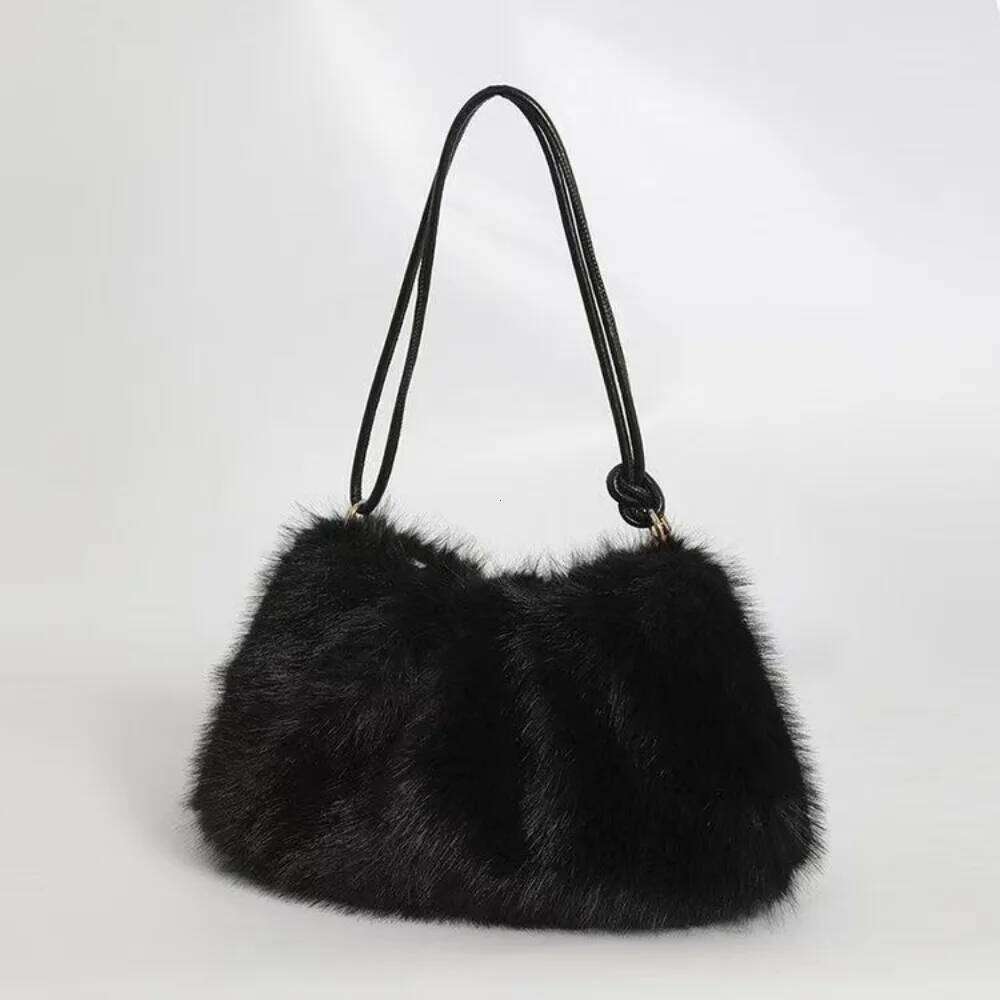 Fashion and Luxury Women's Bags A Good Choice Tosend Friends High-end Handbags Faux Rabbit Fur Plush Sholder Bag