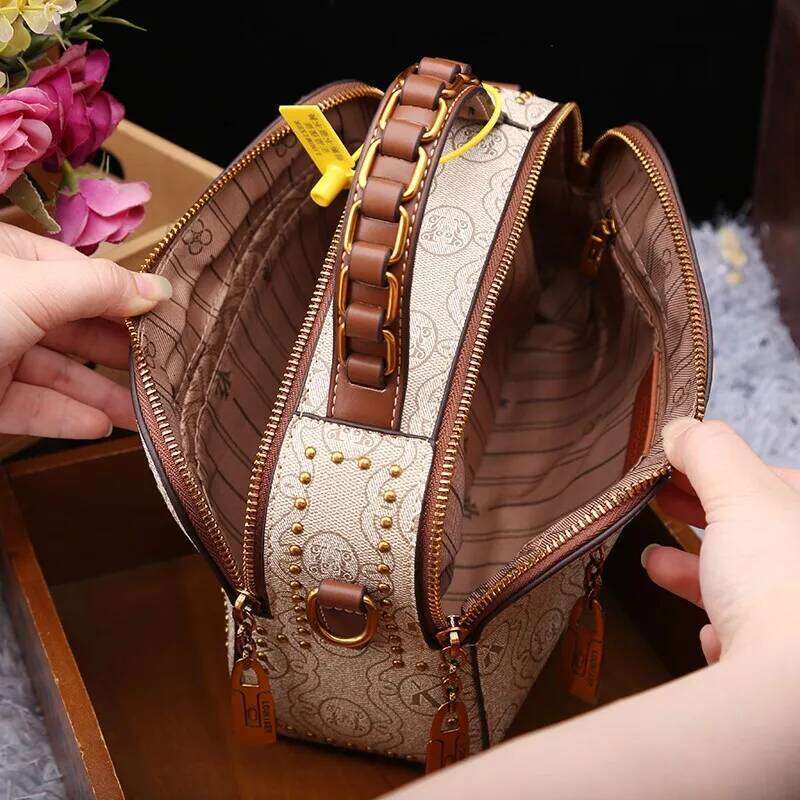 Light luxury brand women's handbag 2025 new autumn and winter fashion retro designer high-end single shoulder crossbody small sq