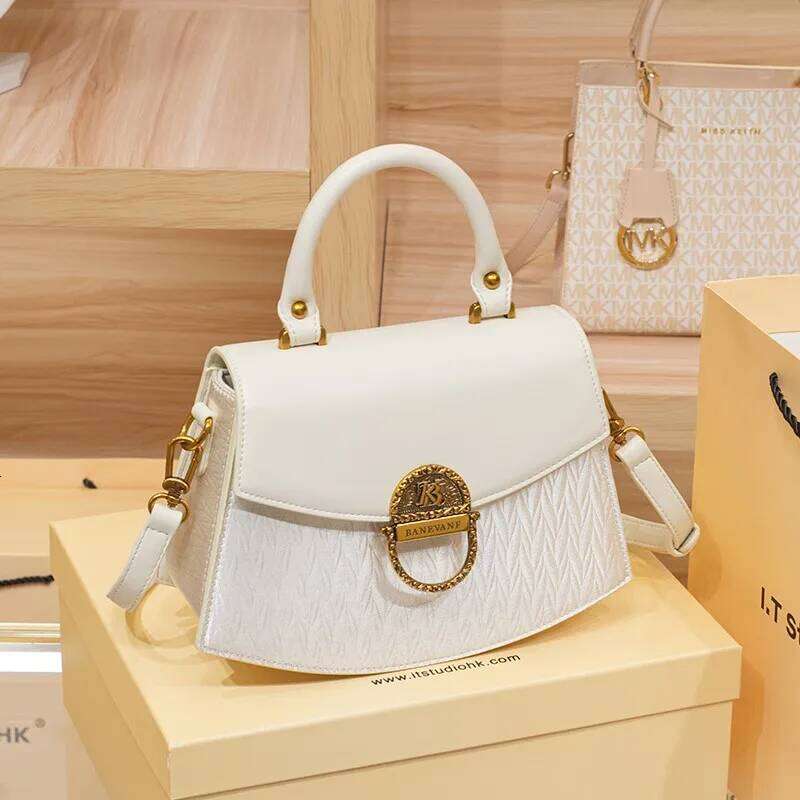 Light luxury brand women's 2024 new autumn and winter high-end designer handbag shoulder crossbody bag