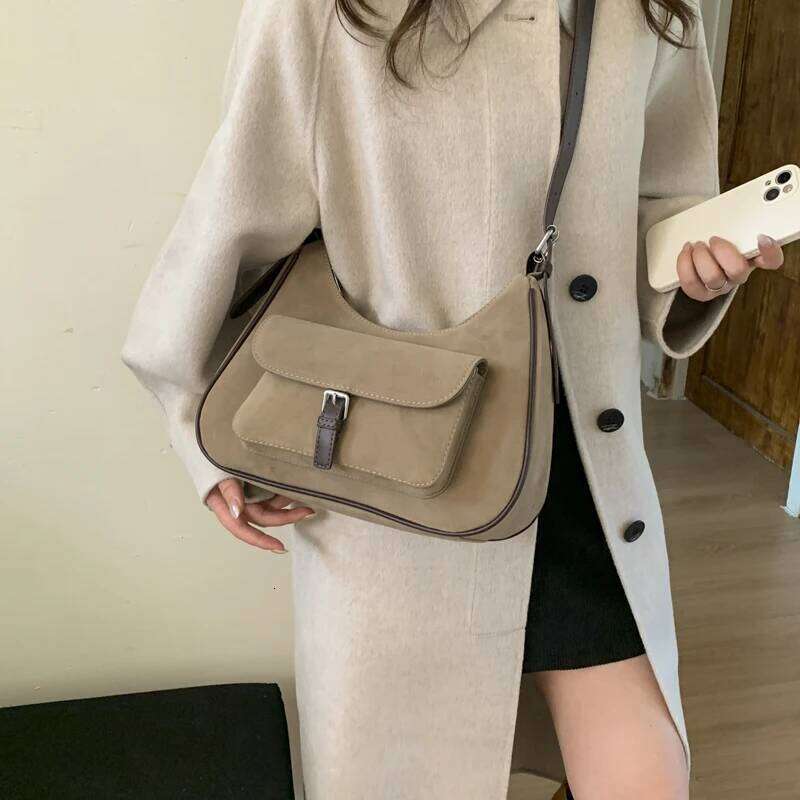 Korean Style Ins Niche Design Retro Suede Tote for Women 2025 New Autumn and Winter Commuter Shoulder Crossbody Bag 7573XMT XJ260131