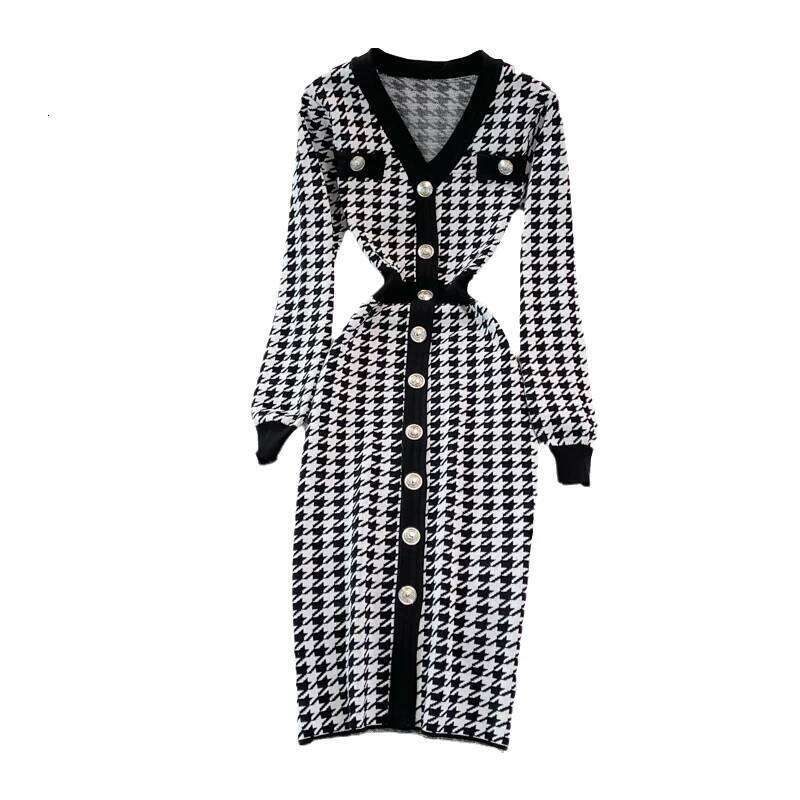 REALEFT Autumn Winter V-Neck Vintage Houndstooth Women's Knitted Dresses 2025 New Long Sleeve Single Breasted Dress Female XJ260131