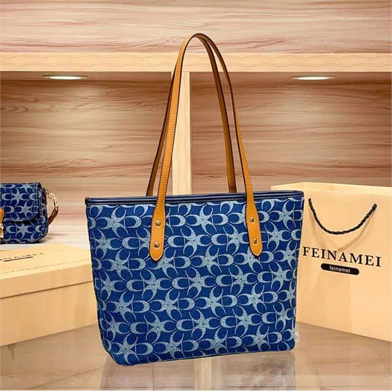 Ladies' handbag, light luxury retro denim canvas fashionable 2025 new shopping bag, high-end single shoulder crossbody bag