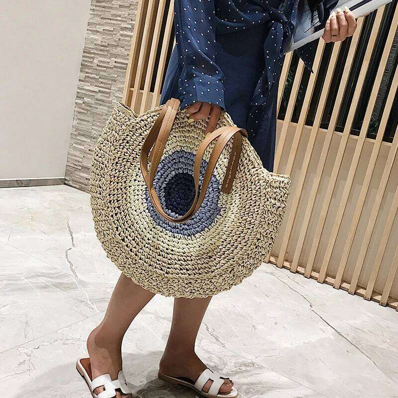 Large Capacity Round Fashionable Straw Woven Shoulder Bag Handmade Summer Beach Travel Holiday Women Tote Bags XJ260130