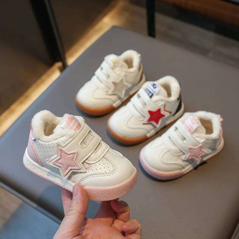 Winter Plush Warm Baby Boys Girls Casual Star PU Hook Loop Children Sneakers White Soft Anti Slip Toddler Kids Sport Shoes Y260128