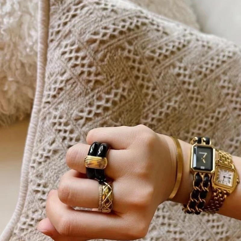 French Fashion Enamel Drop Glaze Striped Ring Niche High-end Feel Copper Gold-plated Black Wide Version Elegant Ring