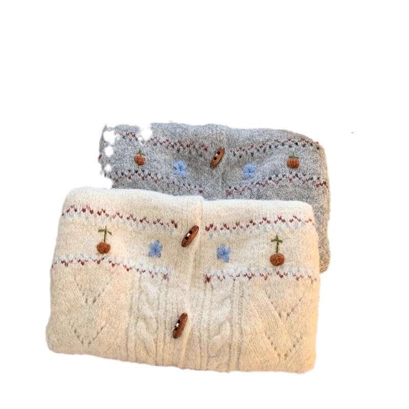 Vintage Knitted For Women Handmade Floral Sweater Round Neck Layered Sweet Jacquard Vest Versatile Trendy