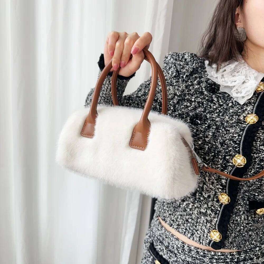 Winter Faux Fur Women's Box Small Tote Crossbody Bags Luxury Design Soft Plush Female Handle Shoulder Bag Furry Fluffy Handbags XJ260131