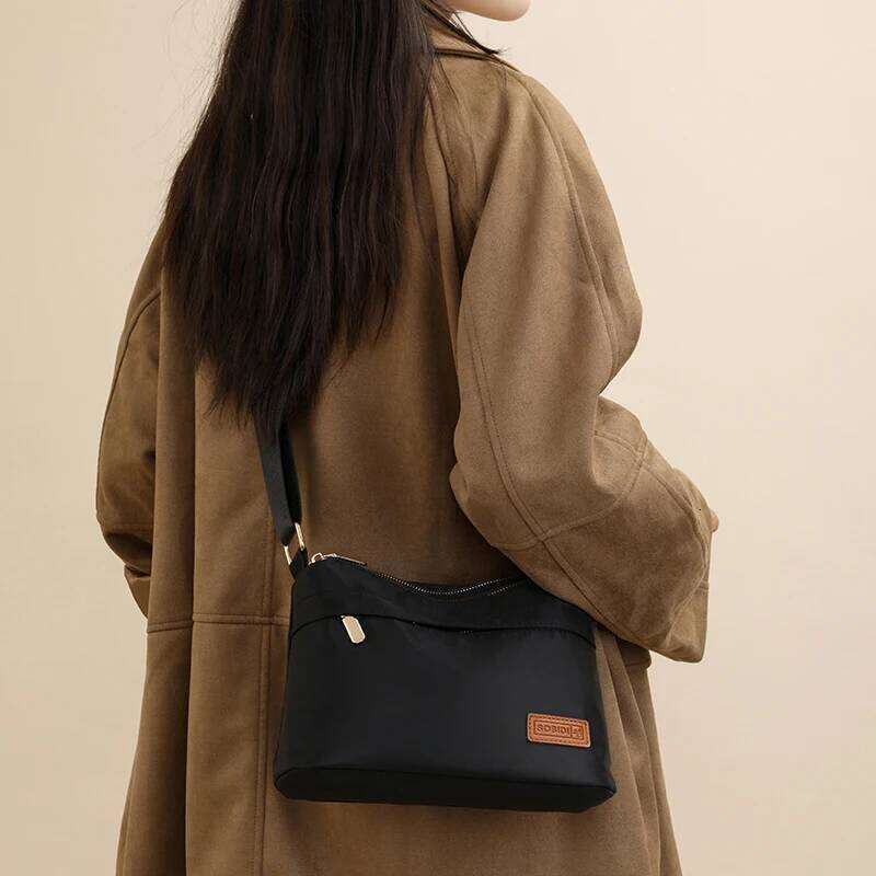 Simple solid color nylon cloth for women, multifunctional, casual, waterproof, portable,crossbody bag fashionable,