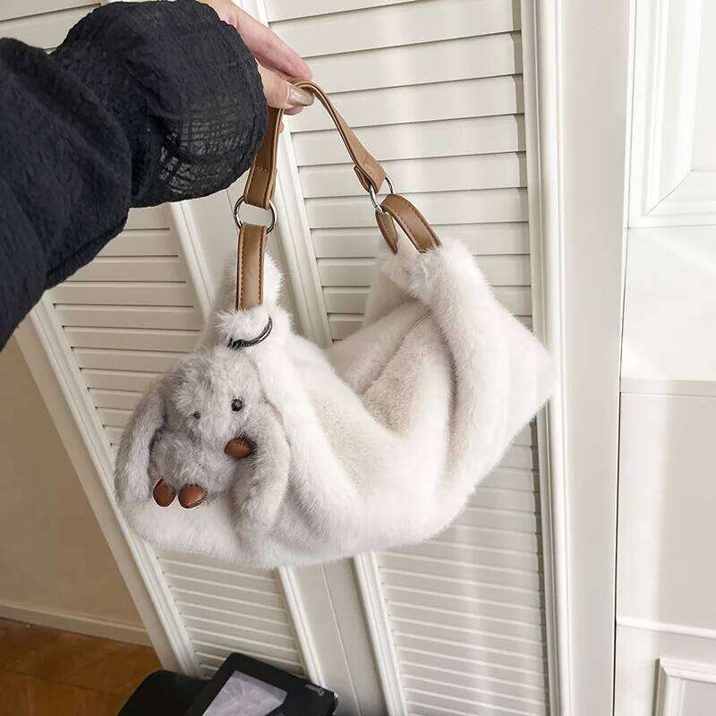 New Fluffy Versatile Commuter Crossbody Women Fashion Handiness Shoulder Ins Fur Simple and Casual Texture Hobo Bag XJ260131