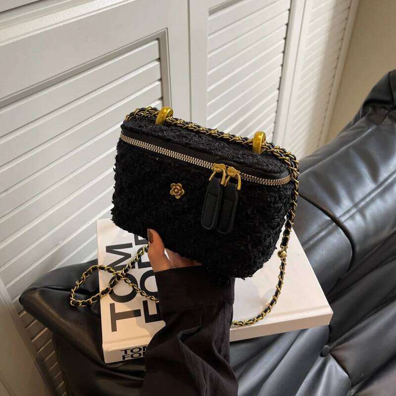 Elegant Classic Leather Handbag For Ladies - With Inner Compartments High Quality By Famous Designer Brand XJ260131